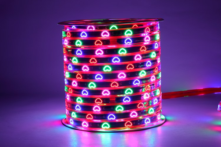 2025 240D 16MM Bande de lumière quatre couleurs