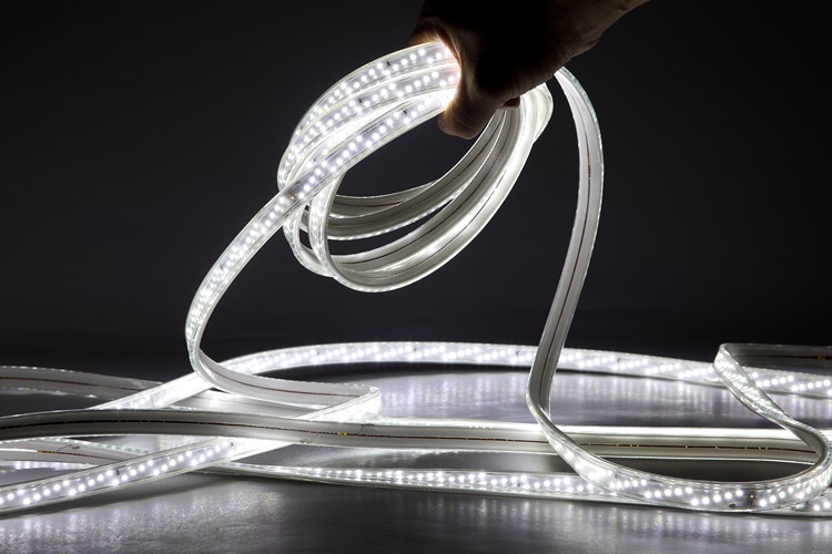 2025 180D 12MM White Light Strip