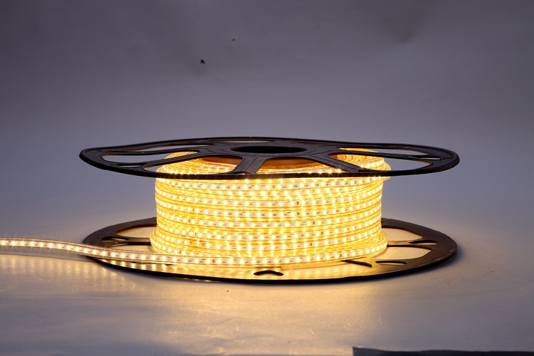 2025 120D 4MM 따뜻한 백색 LED 지구 빛