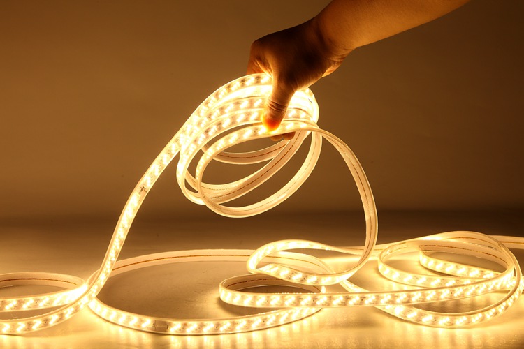 2835 180D 12MM Warm White Light Streifen